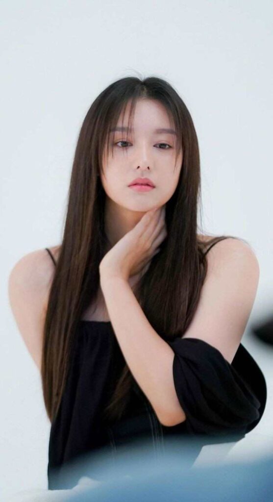 Kim Ji Won